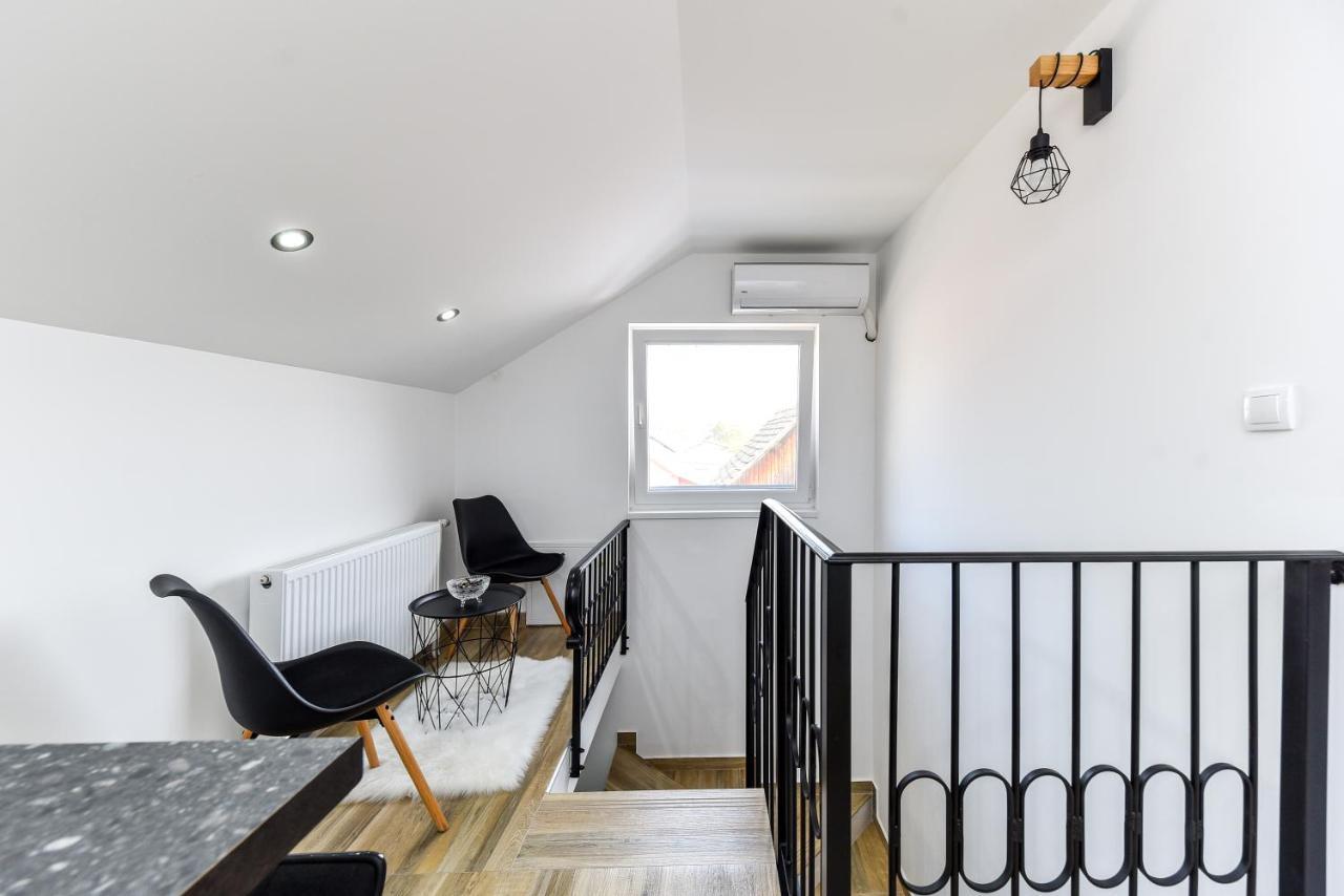 Ferienwohnung Harmonija Lux Vrdnik Exterior foto